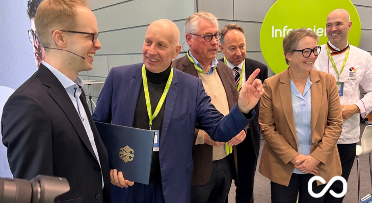 AB 2_5 Ausstellungsarena.png