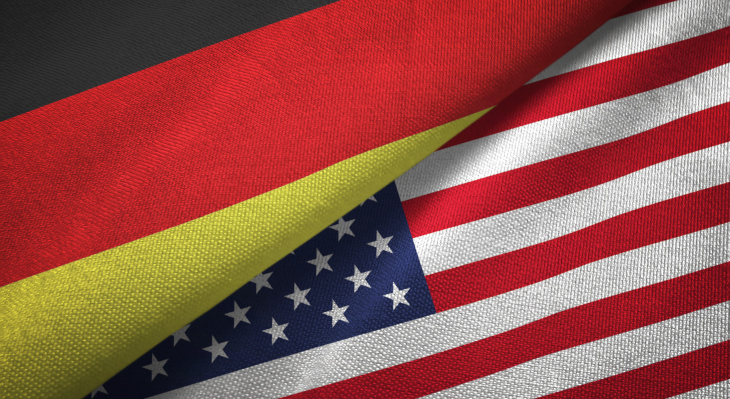 USA_Deutschland_Flaggen_248672253_730x399px.jpeg