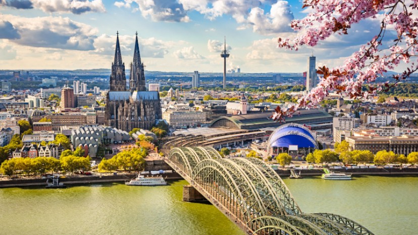 Impression Köln mit Blick auf Dom