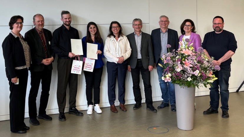 v. l. n. r.: Prof. Dr. Marisa Kaufhold, Prof. Dr. Volkmar Herkner, Dr. Stefan Nagel, Dr. Clarissa Pascoe, Dr. Iris Pfeiffer, Prof. Dr. Hubert Ertl, OStD Thomas Hochleitner, Prof. Dr. Ulrike Weyland, Dr. Bernhard Christoph (i. V. für Prof. Bernd Fitzenberger, Ph.D.)