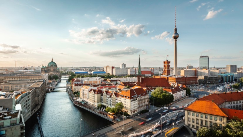 Berlin_Rico Oder_AdobeStock_330195609.jpeg