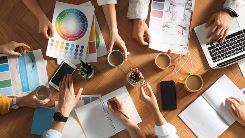 Mediengestalter Symbolbild_Adobe Stock_730x399px.jpg