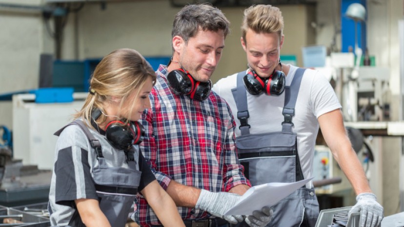 Symbolbild Handwerk_111712115.jpeg