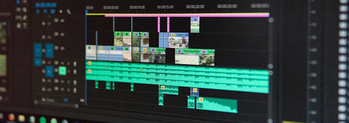 Videoschnittprogramm auf PC-Bildschirm